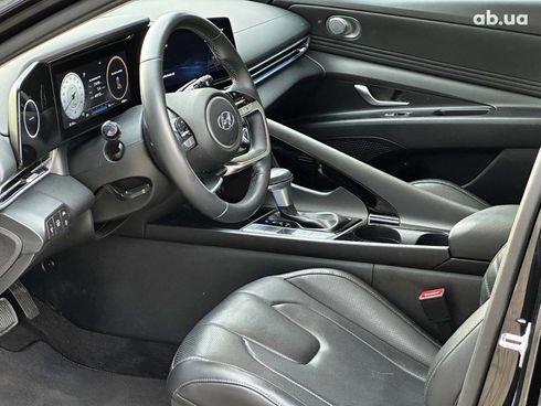 Hyundai Elantra 2022 черный - фото 12