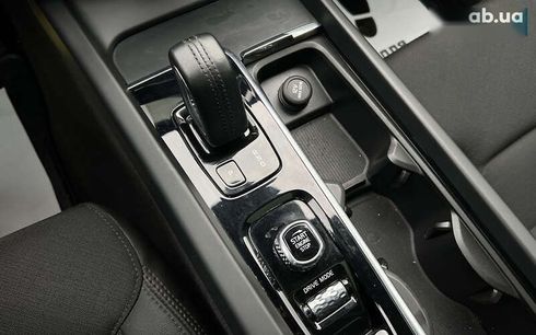 Volvo XC60 2020 - фото 16