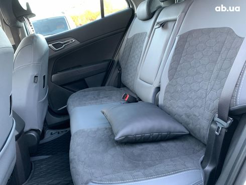 Kia Sportage 2023 белый - фото 27