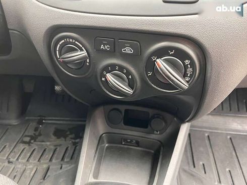 Kia Rio 2009 - фото 19