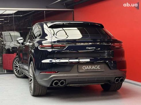 Porsche Cayenne Coupe 2021 - фото 28