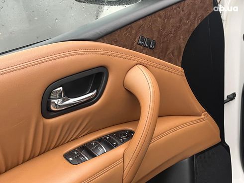 Infiniti QX80 2017 белый - фото 48