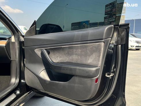 Tesla Model 3 2019 черный - фото 45