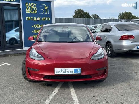 Tesla Model 3 2019 - фото 2