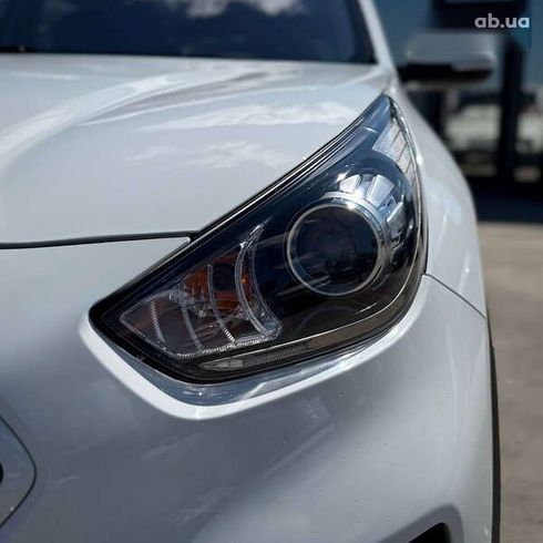 Kia Niro 2019 - фото 10