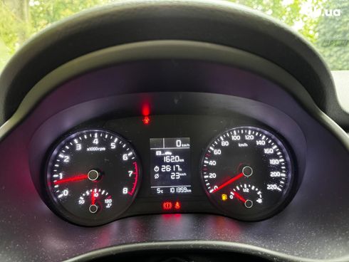 Kia Rio 2018 черный - фото 44