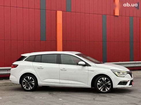 Renault Megane 2019 - фото 9