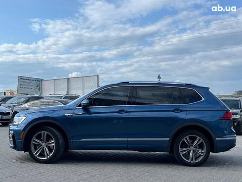 Volkswagen Tiguan 2018 синий - фото 8