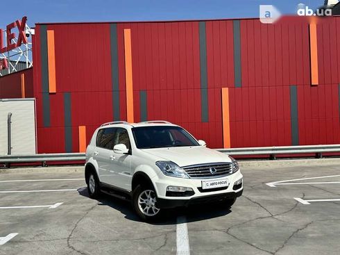 SsangYong Rexton 2016 - фото 2