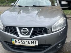Купити Nissan бу в Києві - купити на Автобазарі