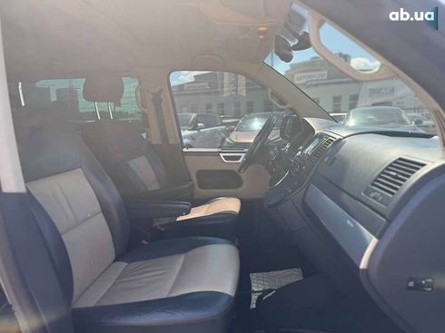 Volkswagen Multivan 2012 - фото 22