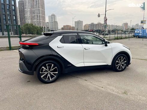 Toyota C-HR 2024 - фото 2