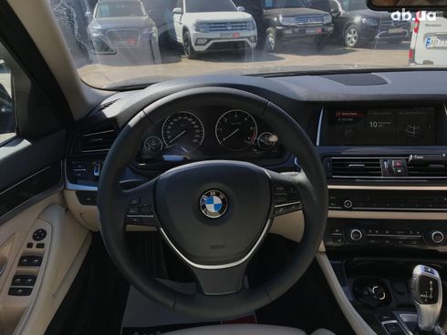 BMW 5 серия 2015 черный - фото 54