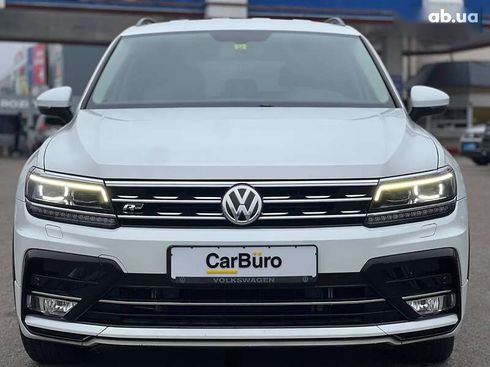 Volkswagen Tiguan 2018 - фото 8