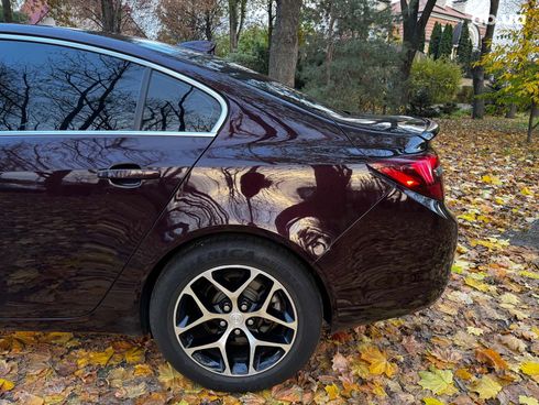 Buick Regal 2016 красный - фото 10