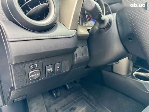 Toyota RAV4 2013 - фото 18