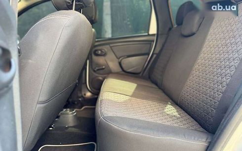 Dacia Duster 2017 - фото 15