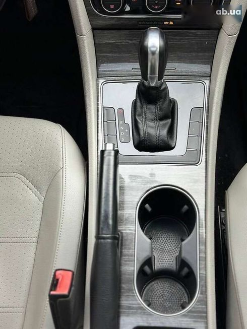 Volkswagen Passat 2016 - фото 26