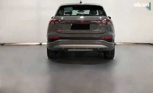 Audi Q4 e-tron 2023 - фото 4