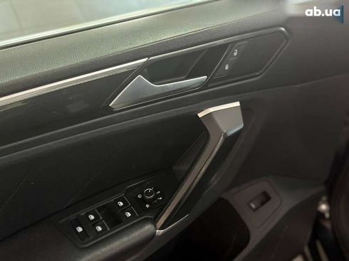 Volkswagen Tiguan 2016 - фото 14