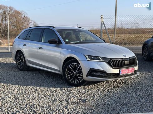 Skoda Octavia 2021 - фото 13