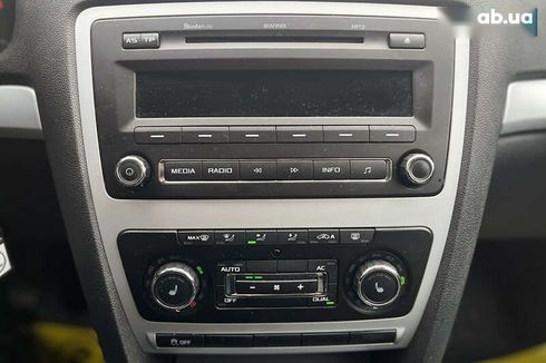 Skoda Octavia 2010 - фото 20