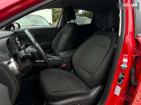 Hyundai Kona Electric 2021 - фото 17