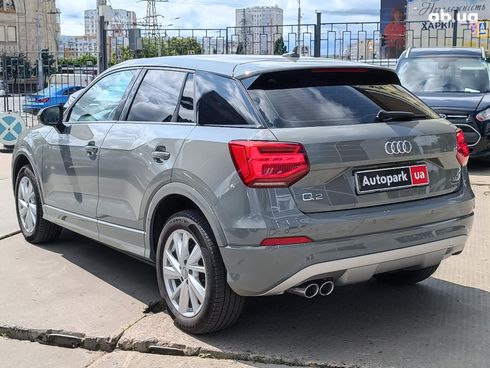 Audi Q2 2018 серый - фото 14