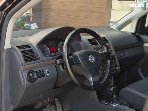 Volkswagen Touran 2008 - фото 22