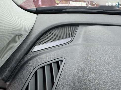 Audi Q5 2017 - фото 23