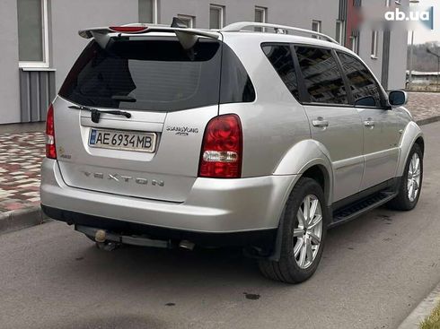 SsangYong Rexton 2011 - фото 9