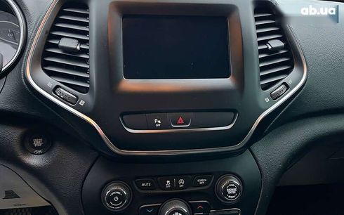 Jeep Cherokee 2019 - фото 14