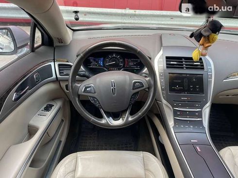 Lincoln MKZ 2016 - фото 13