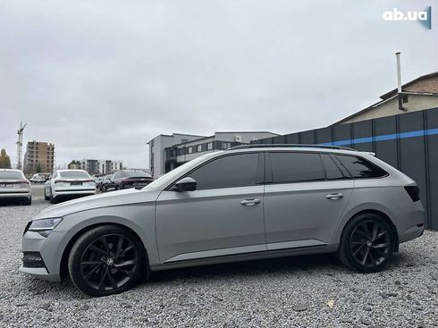 Skoda Superb 2020 - фото 12