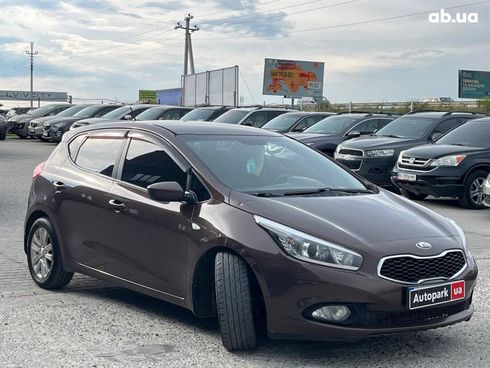 Kia Cee'd 2013 коричневый - фото 4