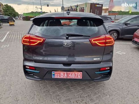 Kia Niro 2021 - фото 12
