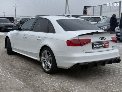 Audi A4 2015 белый - фото 8