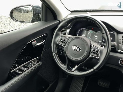 Kia Niro 2019 - фото 28