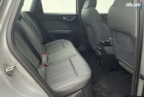Audi Q4 e-tron 2023 - фото 10