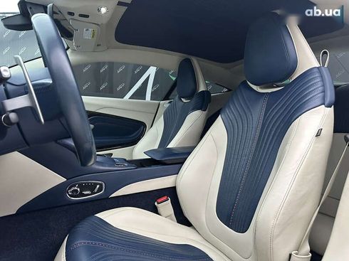 Aston Martin DB11 2016 - фото 8