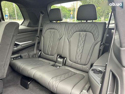 BMW X7 2023 - фото 20
