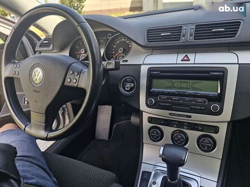 Volkswagen Passat 2009 - фото 19