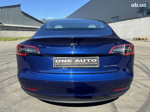 Tesla Model 3 2022 - фото 6