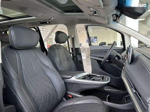 Maxus Mifa 9 2022 - фото 11