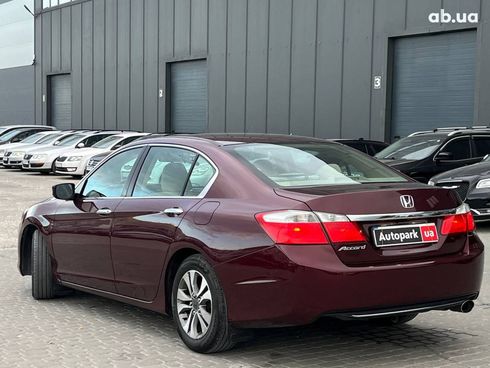 Honda Accord 2013 красный - фото 34