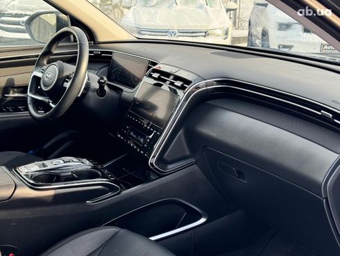 Hyundai Tucson 2023 серый - фото 29