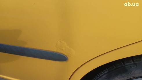 SEAT Ibiza 2008 желтый - фото 6