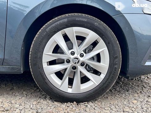 Skoda Octavia 2021 - фото 18