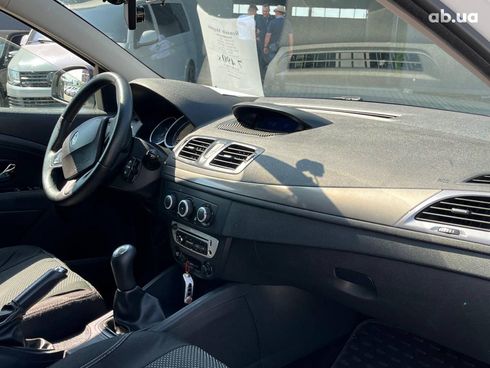 Renault Megane 2013 белый - фото 35