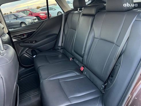 Subaru Outback 2020 коричневый - фото 34